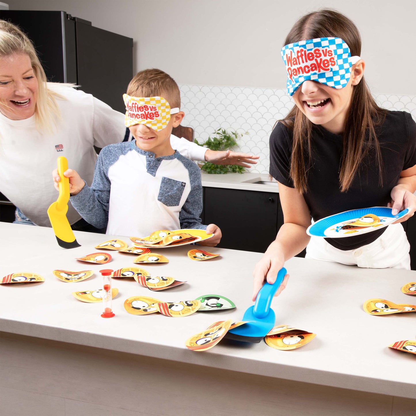 Waffles vs Pancakes: Breakfast Scoop-Up Game - Trò Chơi Gia Đình Vui Nhộn - Relatable Relatable - Board Game