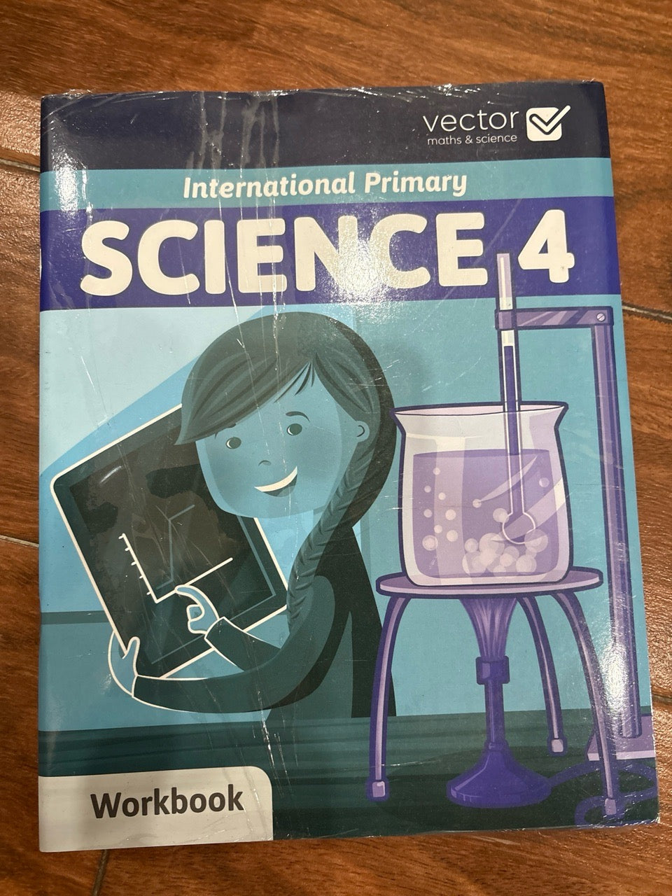 SCIENCE 4 International Primary WB
