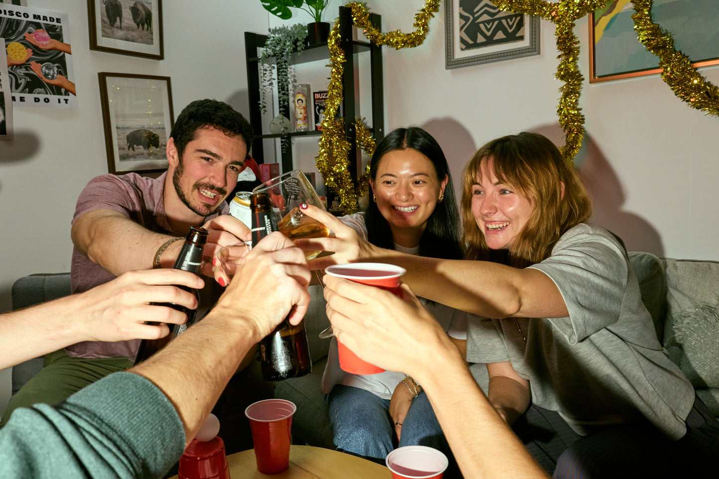Buzzed Year Wrapped – Trò chơi Drinking Game đêm giao thừa – Relatable Relatable - Drinking Game