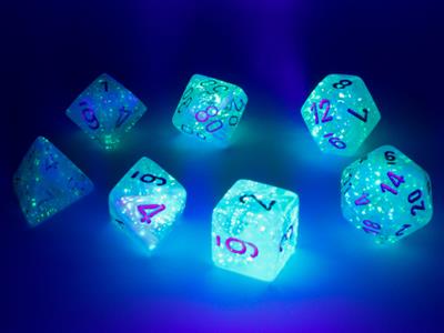Luminary™ Polyhedral Sky/silver 7-Die Set - Bộ Xúc Xắc Đa Diện 7 Viên RPG Chessex