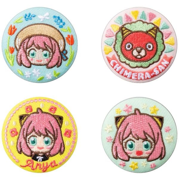 Can Badge Collection Spy x Family Random
