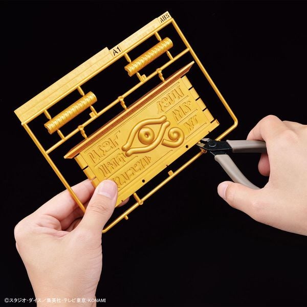ULTIMAGEAR Millennium Puzzle Gold Sarcophagus - Yugioh