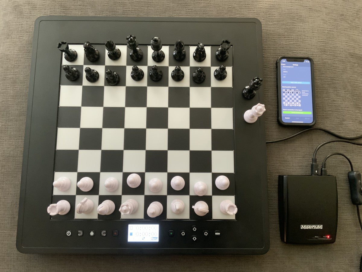 Millennium Chess Computer - The King Competition