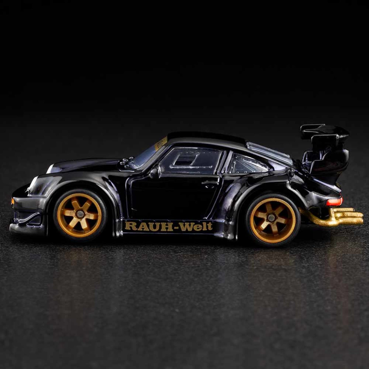 RLC Exclusive RWB Porsche 930 w/ Akira Nakai Figurine - Mô Hình Xe Đồ Chơi Sưu Tầm Hot Wheels - Hình ảnh bổ sung 9