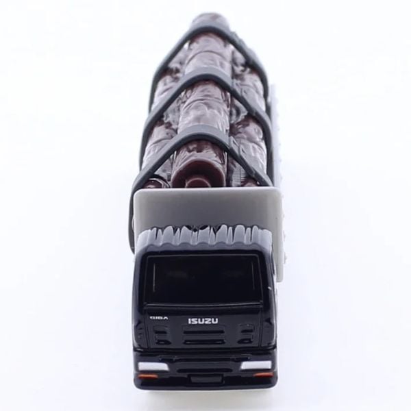 Tomica Long No. 125 Isuzu Giga Wood Transporter