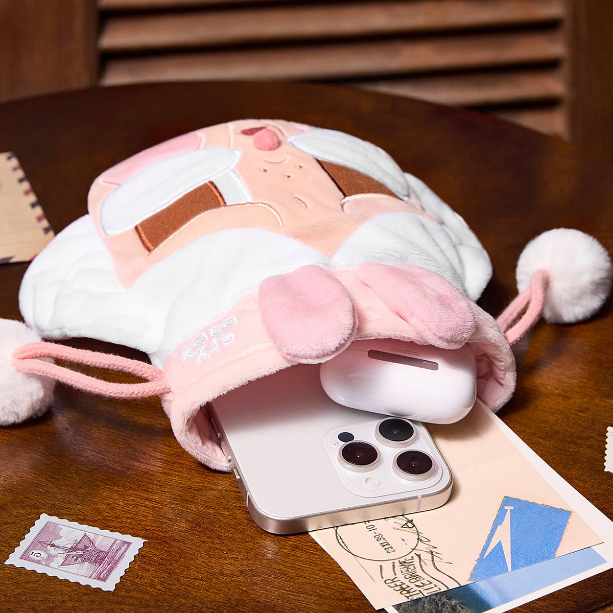 Crybaby Crying Again Series (I'll Give You All My Love) Bag - Túi đeo chéo thời trang - POP MART