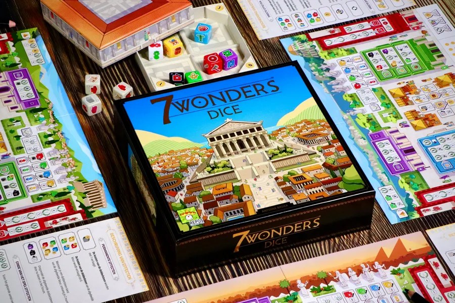 Review 7 Wonders Dice: Không Giống Bản Gốc, Nhưng Cũng Không Hẳn Mới Mẻ