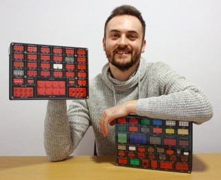 Khám phá dự án Bricks On Display sự tiến hóa của gạch LEGO