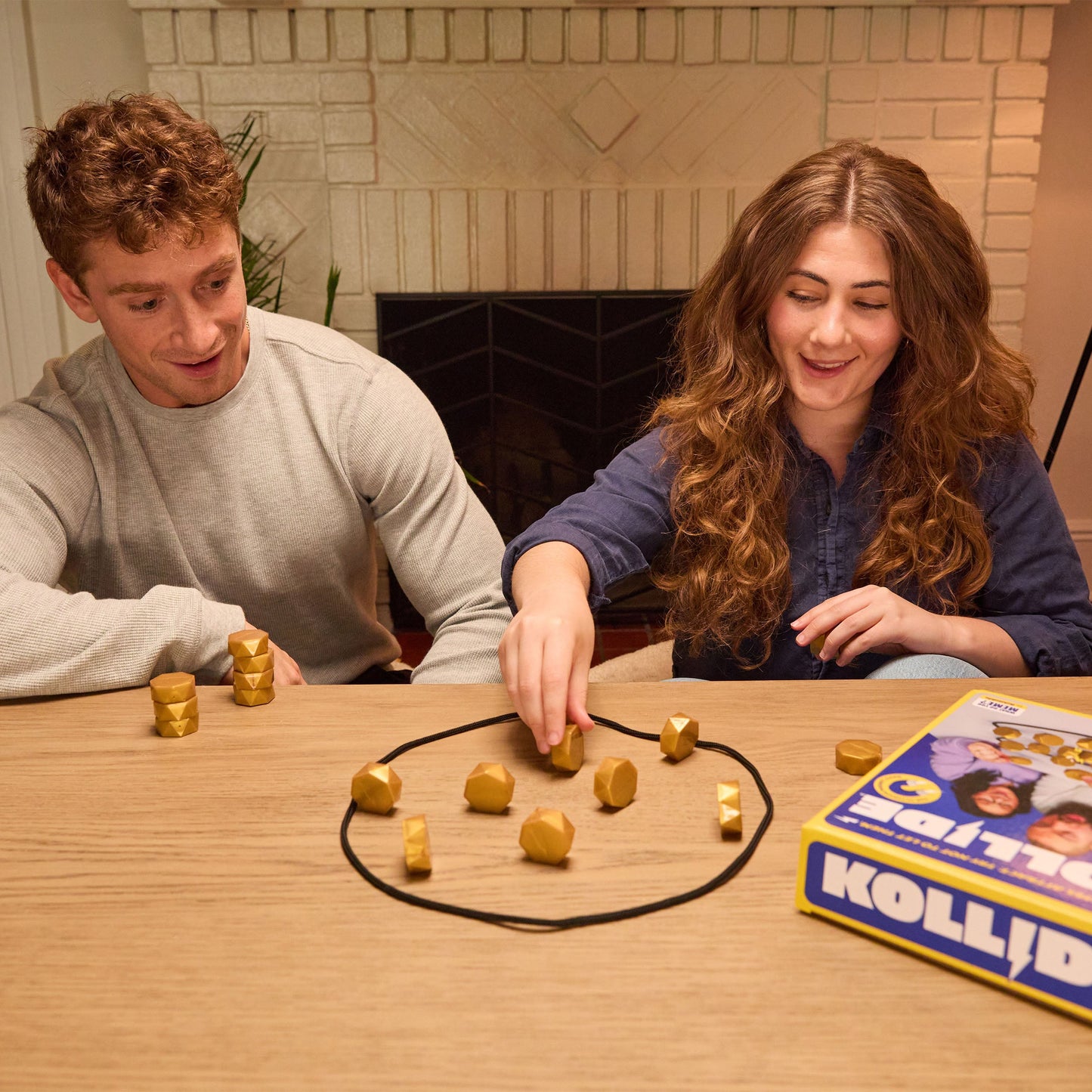 Kollide: Magnetic Head-to-Head Challenge Game - Trò Chơi Đối Kháng Nam Châm Chiến Thuật Relatable Relatable - ảnh 2 - Board G