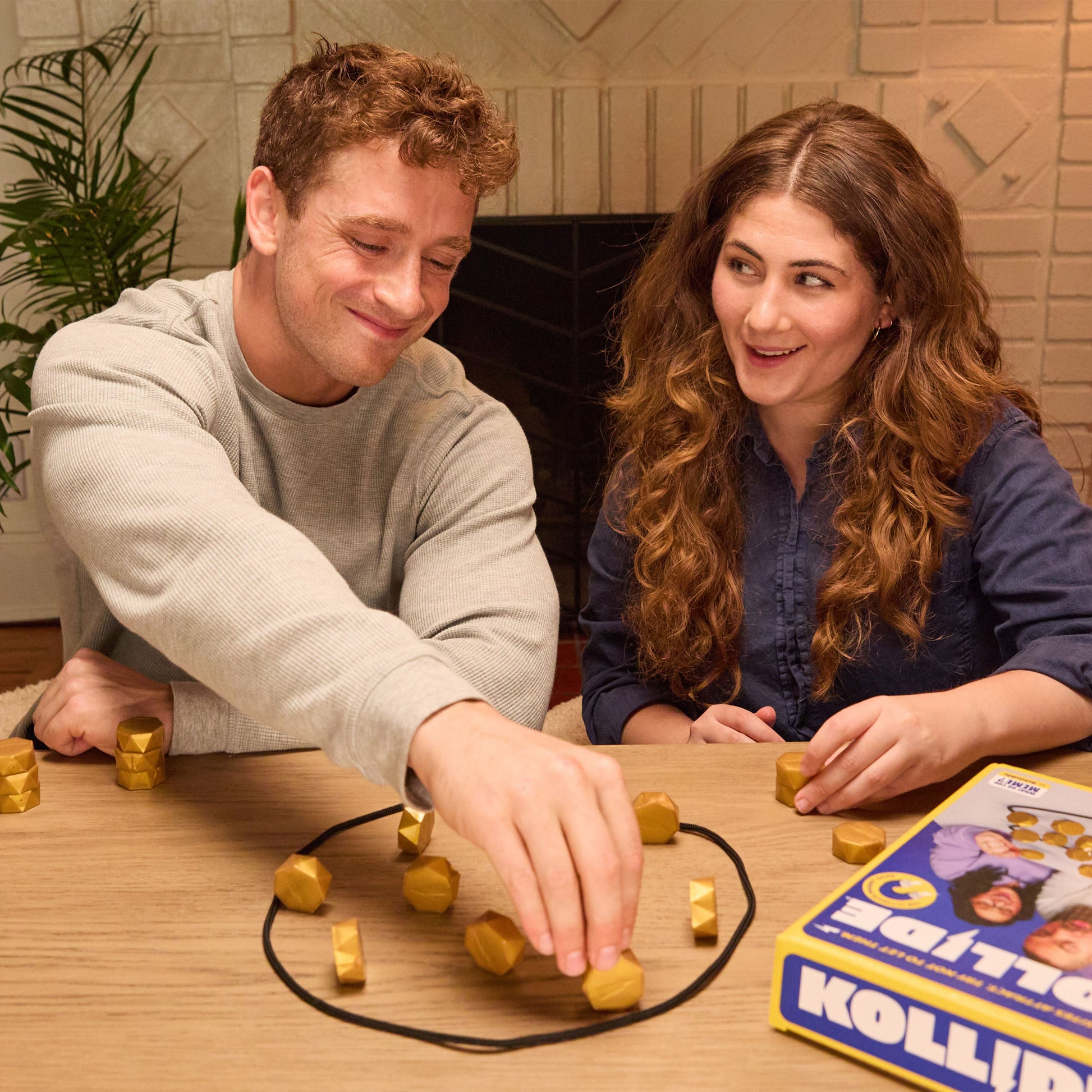 Kollide: Magnetic Head-to-Head Challenge Game - Trò Chơi Đối Kháng Nam Châm Chiến Thuật Relatable - Hình ảnh chi tiết 2