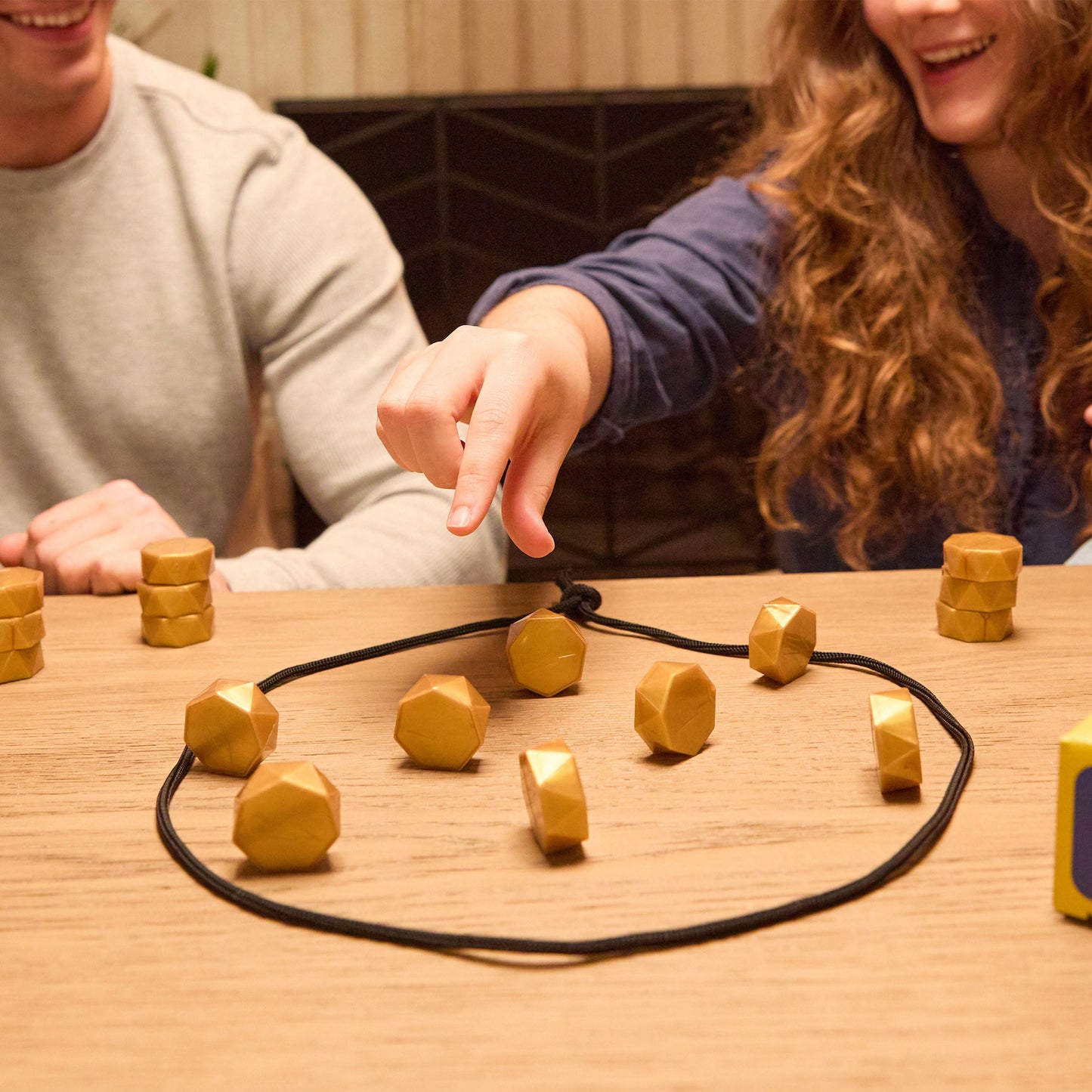 Kollide: Magnetic Head-to-Head Challenge Game - Trò Chơi Đối Kháng Nam Châm Chiến Thuật Relatable - Hình ảnh bổ sung 5
