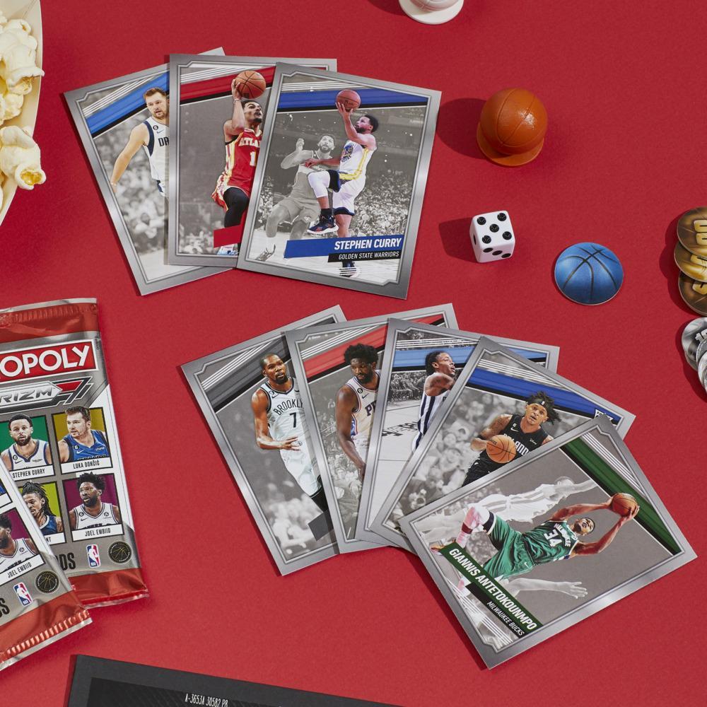 Monopoly Prizm: Phiên bản NBA Board Game kèm Thẻ bài Panini NBA