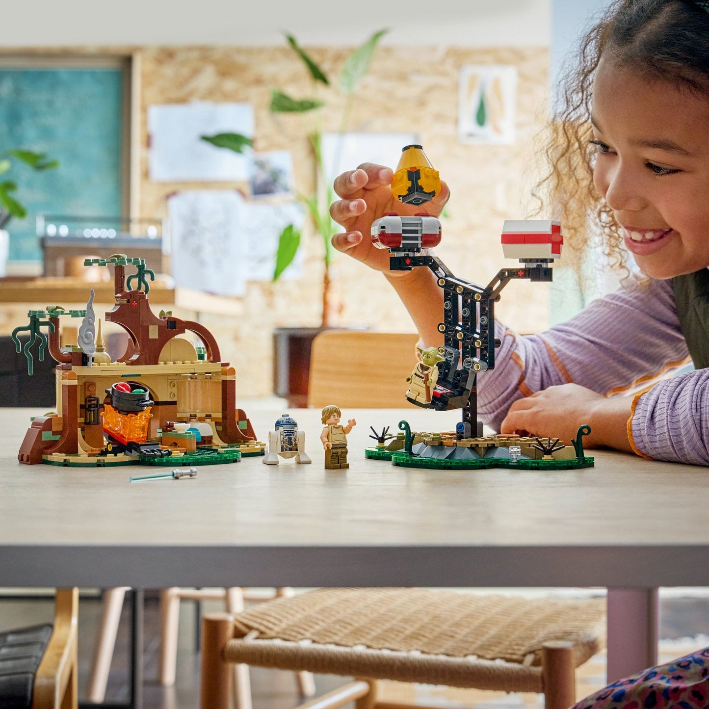 LEGO® Star Wars™ SMART Play™: Yoda’s Hut and Jedi Training