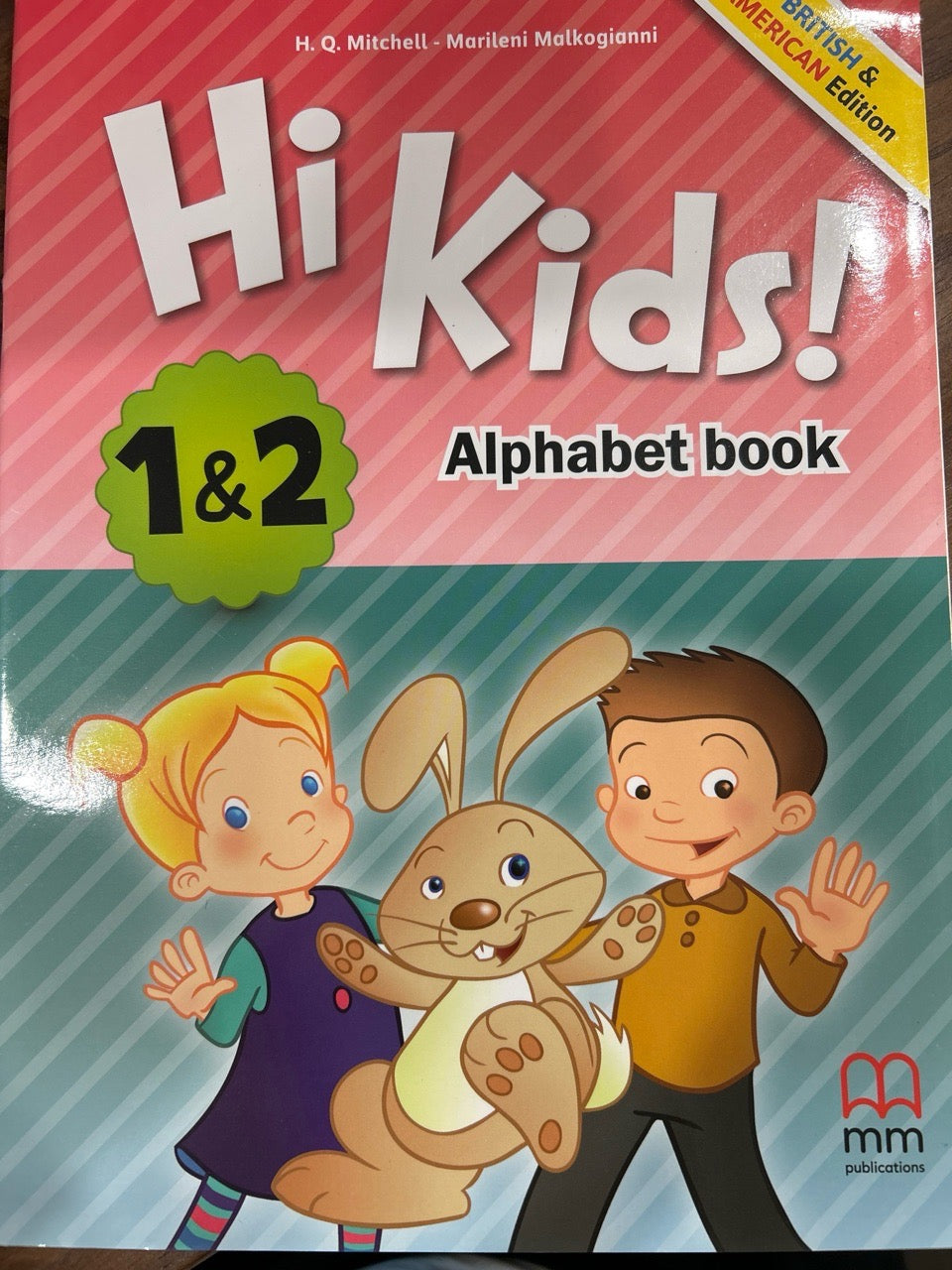 HI KIDS 1-2 ALPHABET BOOK BRITISH AMERICAN EDITION