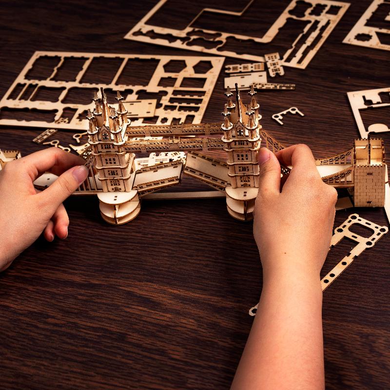 Rolife Modern 3D Wooden Puzzle - Tower Bridge Architecture TG412 - Mô hình gỗ 3D kiến trúc Cầu Tháp Luân Đôn - Rolife