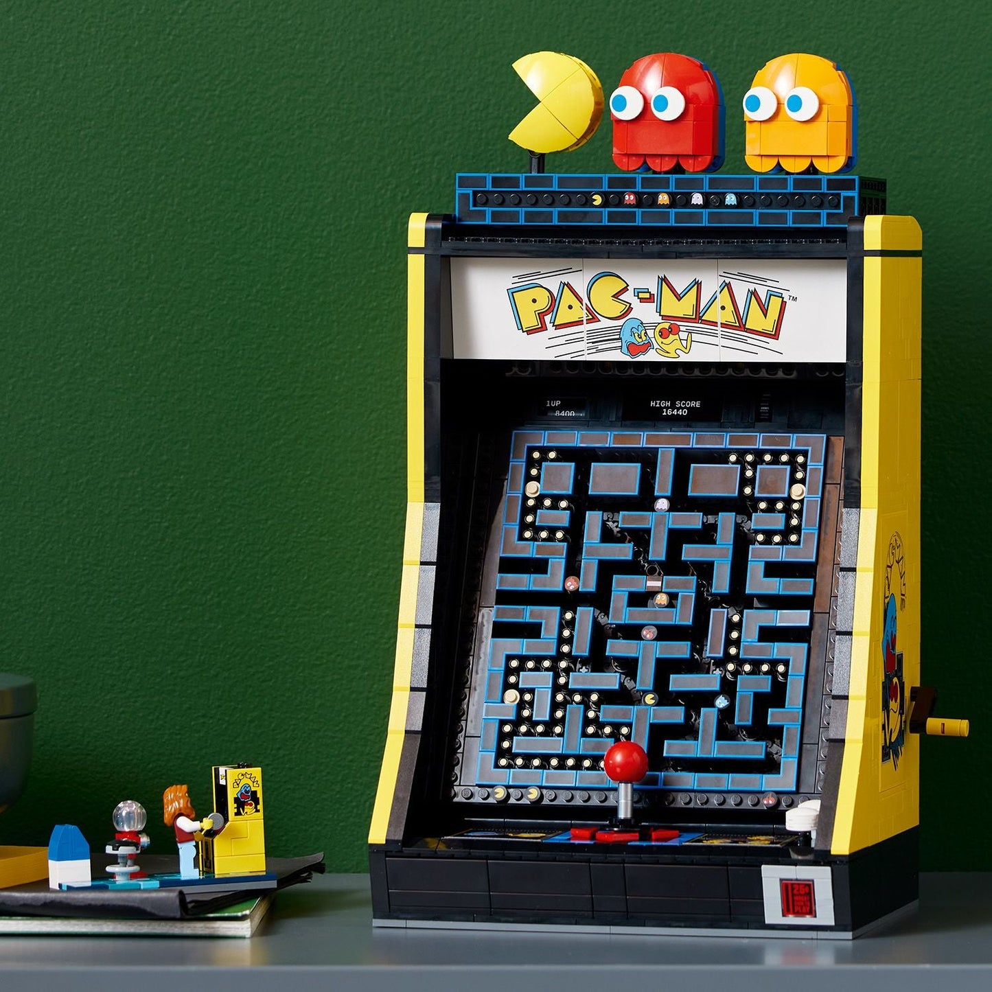LEGO® ICONS™ PAC-MAN Arcade - Mô hình máy game thùng cổ điển - LEGO 10323