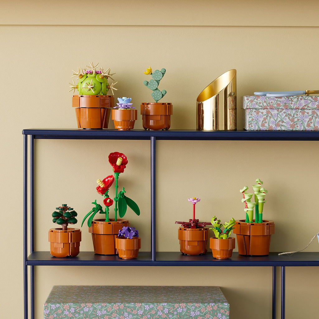 LEGO® ICONS™ Tiny Plants - Bộ Lắp Ráp Chậu Cây Cảnh Mini - LEGO 10329 - Hình ảnh bổ sung 8