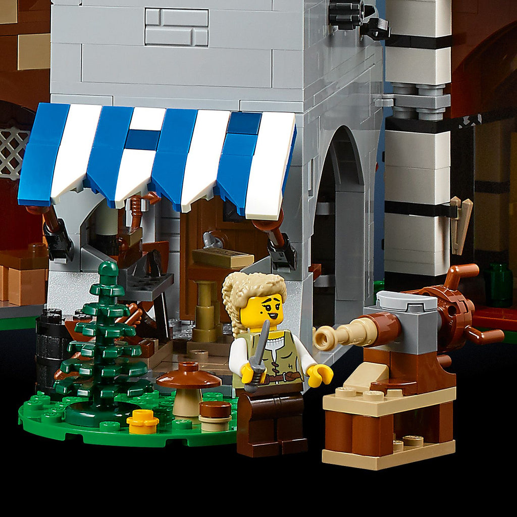 LEGO® ICONS™ Medieval Town Square - Mô hình Quảng trường Trung cổ - LEGO 10332
