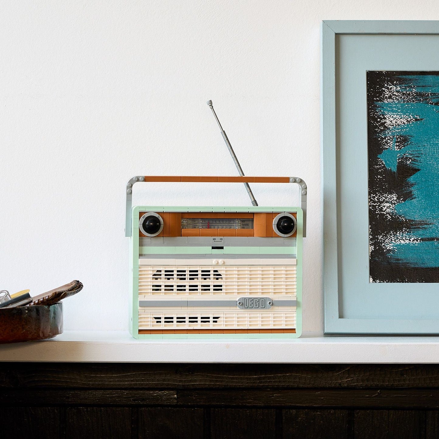 LEGO® ICONS™ Retro Radio - Mô Hình Đài Radio Cổ Điển (10334) LEGO - ảnh 2 - LEGO Sets