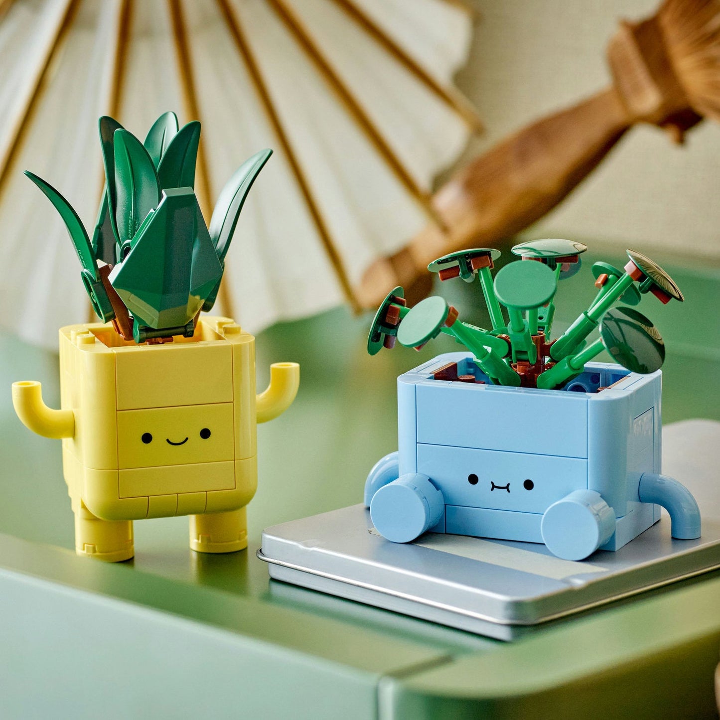 LEGO® Botanicals Happy Plants - Bộ Lắp Ráp Cây Cảnh Nhí - LEGO 10349 - Hình ảnh bổ sung 4
