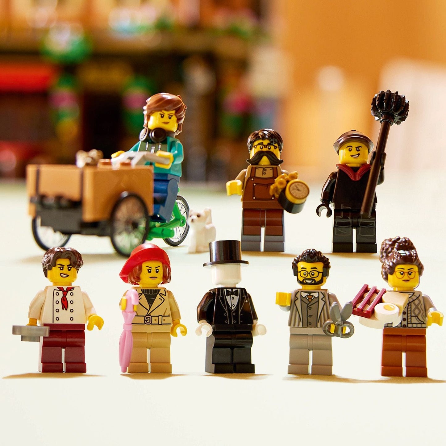 LEGO® ICONS™ Tudor Corner - Bộ Lắp Ráp Góc Phố Tudor - LEGO 10350 - Hình ảnh bổ sung 6