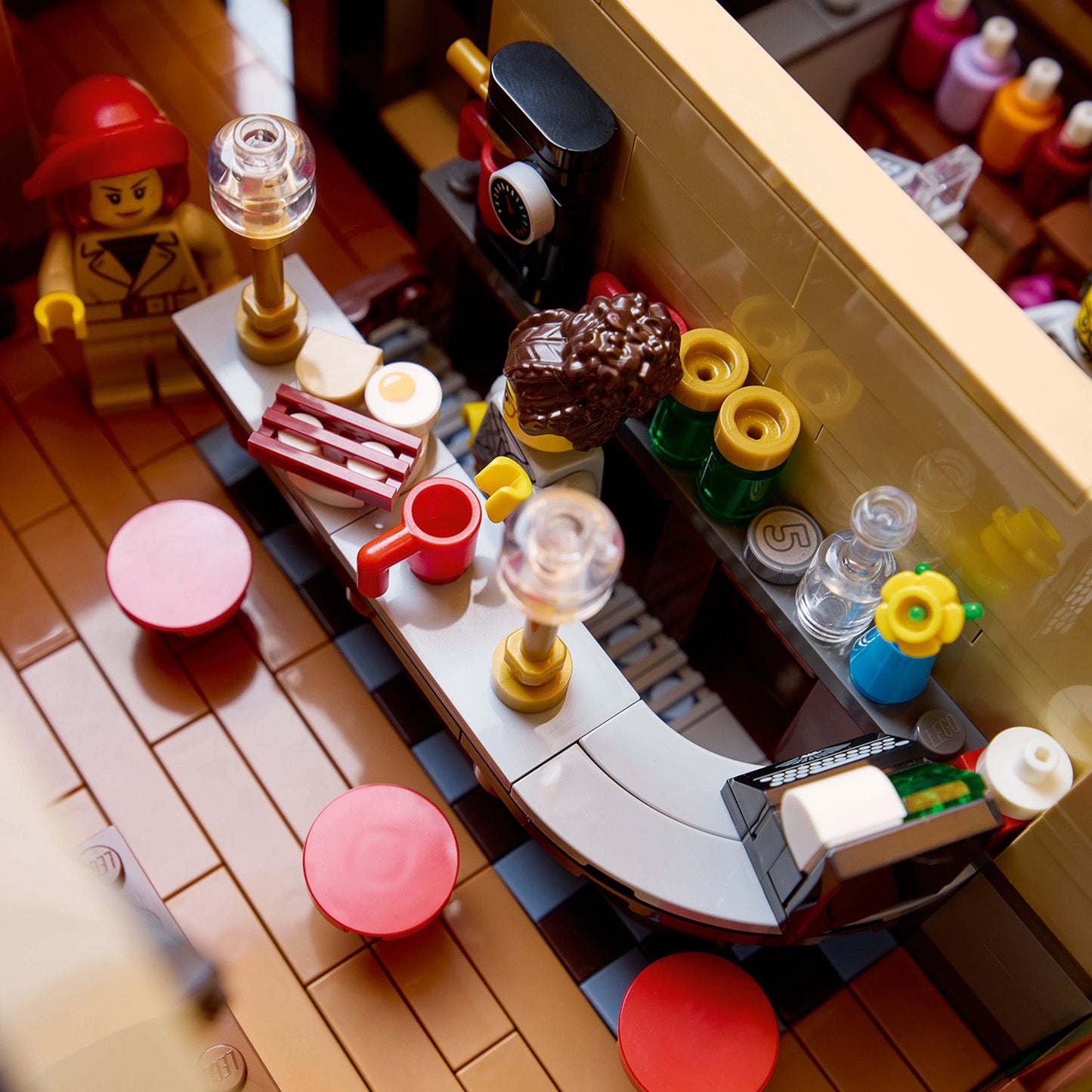 LEGO® ICONS™ Tudor Corner - Bộ Lắp Ráp Góc Phố Tudor - LEGO 10350 LEGO - ảnh 1 - LEGO Sets