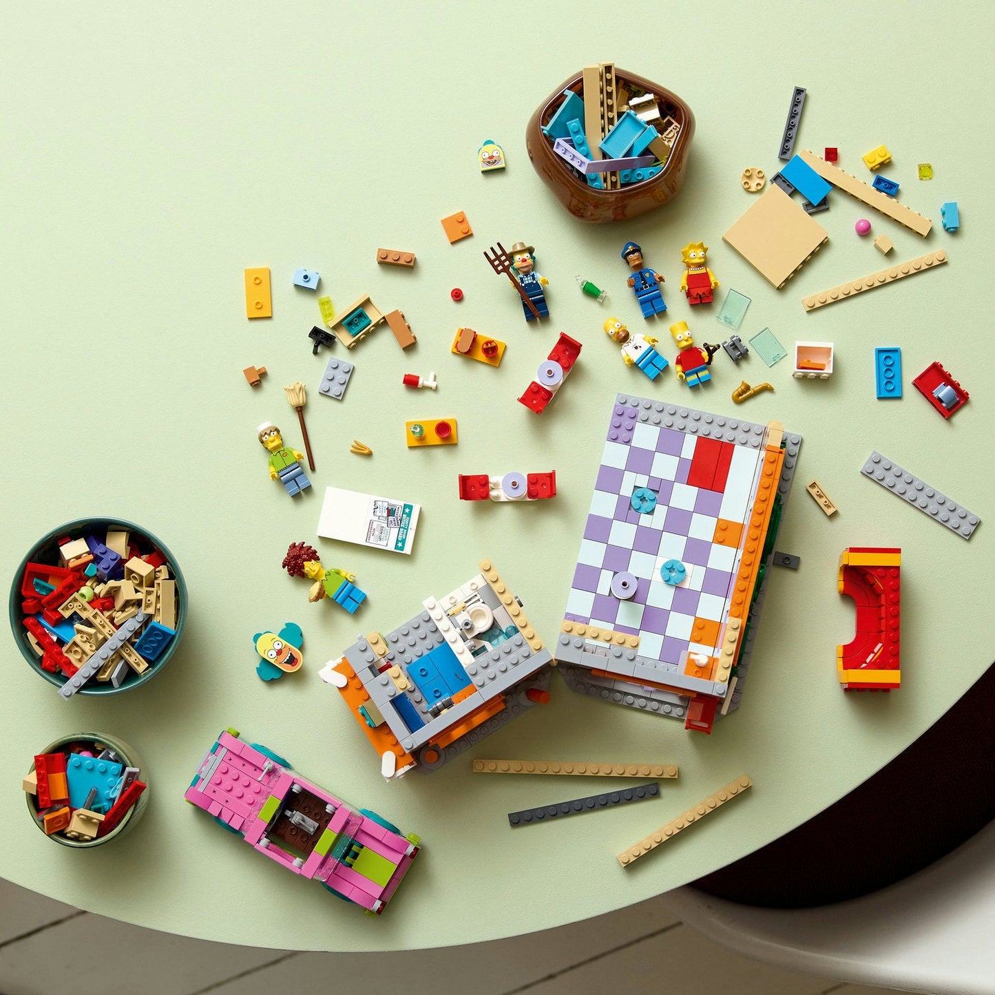 LEGO® ICONS™ The Simpsons™: Krusty Burger - Mô hình lắp ráp nhà hàng Springfield (10352) - Hình ảnh bổ sung 4
