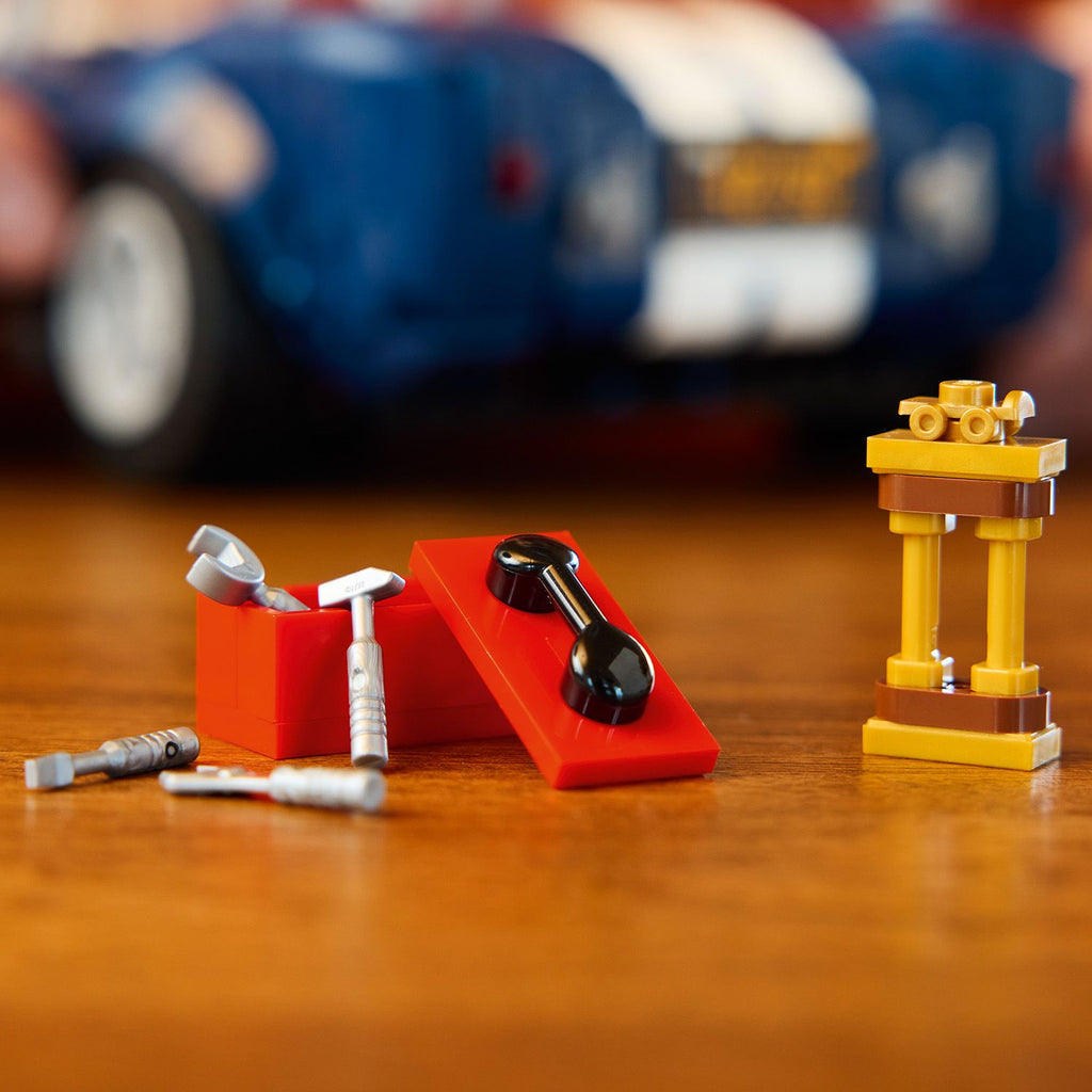 LEGO® ICONS™ Shelby Cobra 427 S/C - Mô Hình Xe Thể Thao Cổ Điển - LEGO 10357
