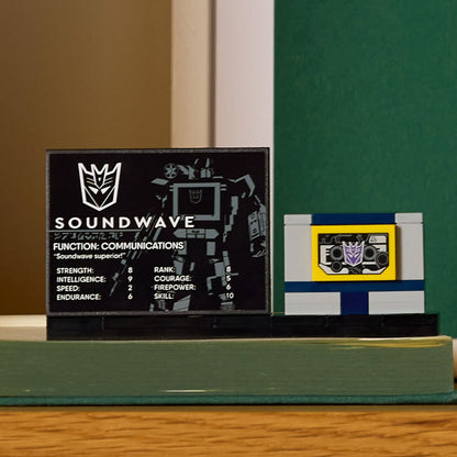 LEGO® ICONS™ Transformers: Soundwave - Mô Hình Robot Biến Hình Decepticon 10358