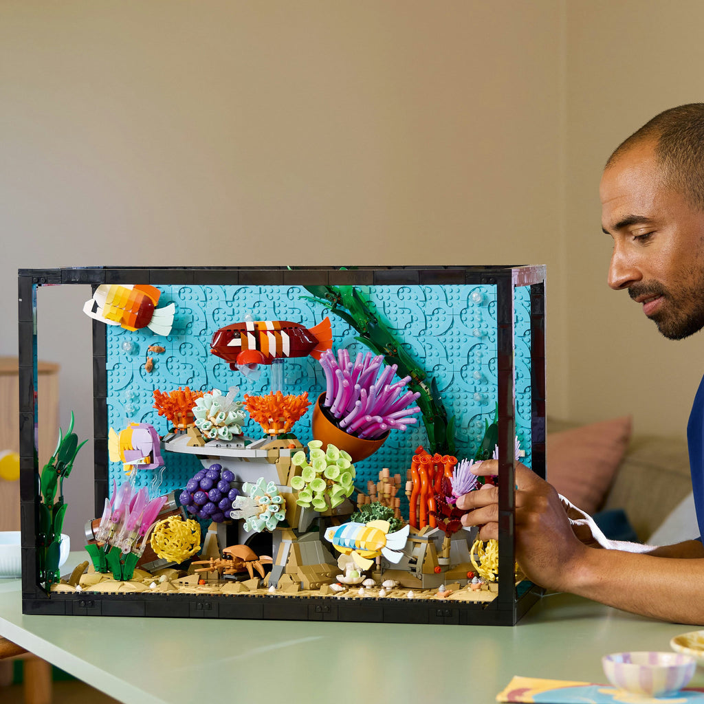LEGO® Icons Tropical Aquarium - Bộ Lắp Ráp Bể Cá Nhiệt Đới 10366 - LEGO - Góc nhìn khác 3