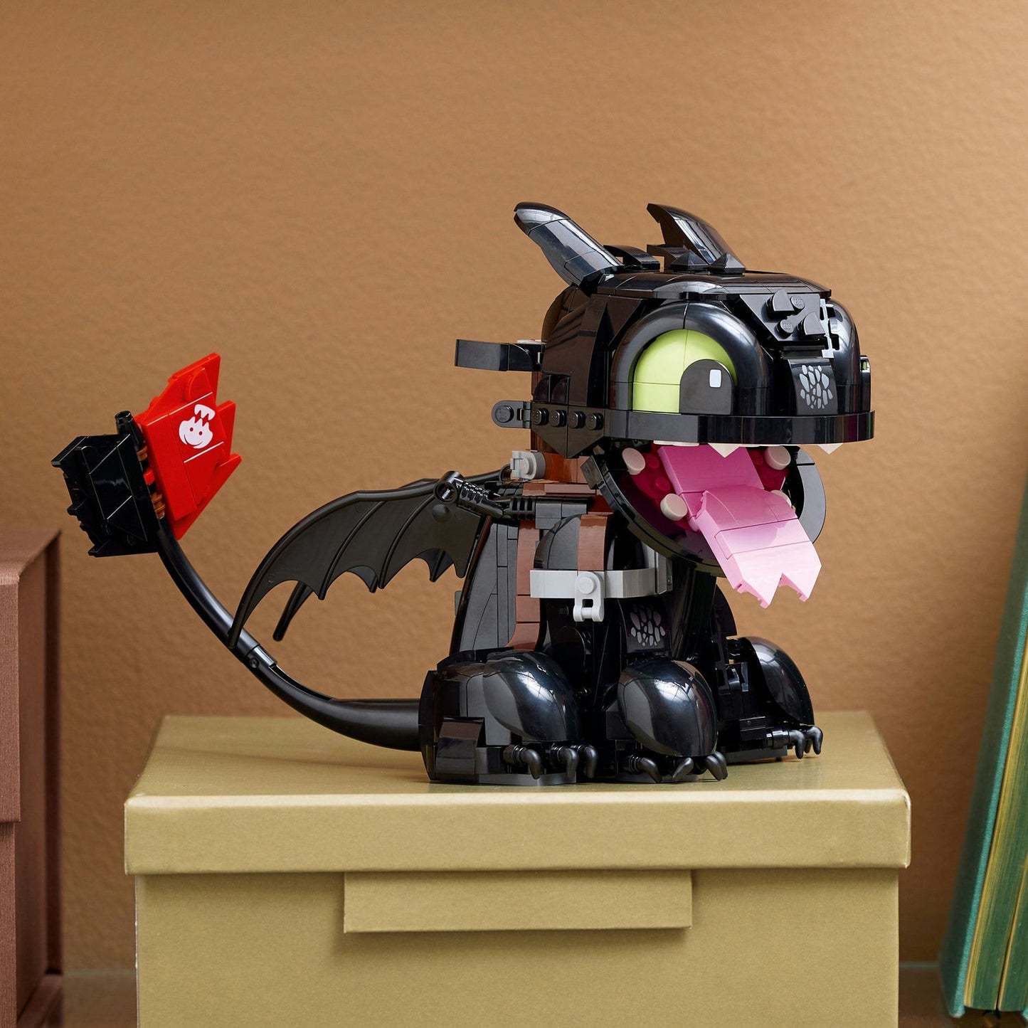 LEGO® ICONS™ How to Train Your Dragon: Toothless - Mô Hình Rồng Răng Sún Night Fury - LEGO 10375 LEGO - ảnh 4 - LEGO Sets