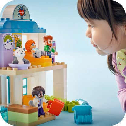 LEGO® DUPLO™ First Time: Visit with the Doctor - Bộ Đồ Chơi Bé Đi Khám Bác Sĩ - LEGO 10449 - Hình ảnh bổ sung 7
