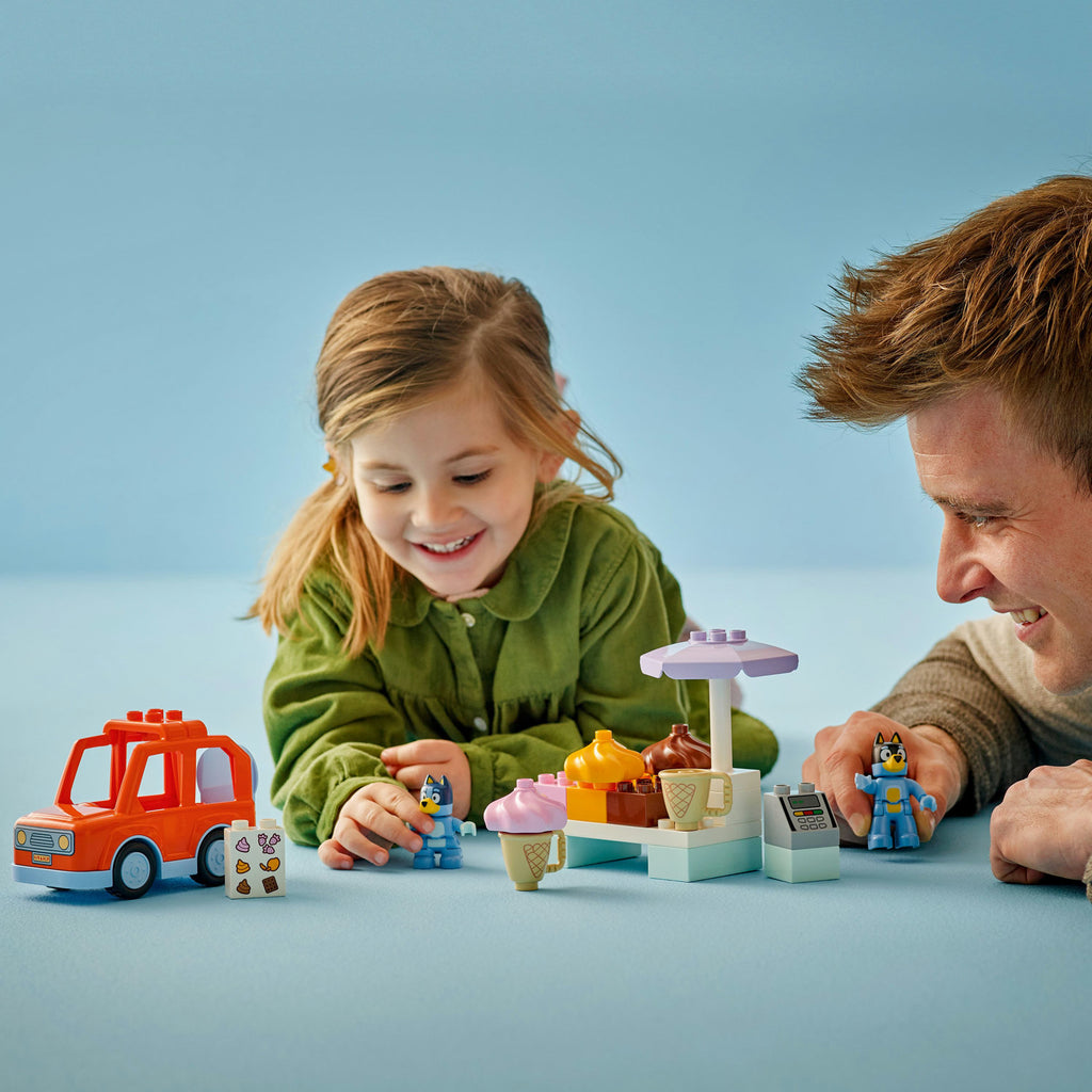 LEGO® DUPLO® Bluey: Ice Cream Trip with Bluey - Bộ Đồ Chơi Xe Kem Bluey 10458 - LEGO - Góc nhìn khác 3