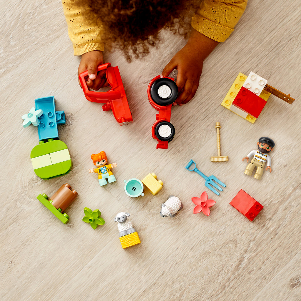 LEGO® DUPLO™ Farm Tractor & Animal Care - Xe Kéo Nông Trại & Chăm Sóc Thú Nuôi - LEGO 10950 - Góc nhìn khác 3