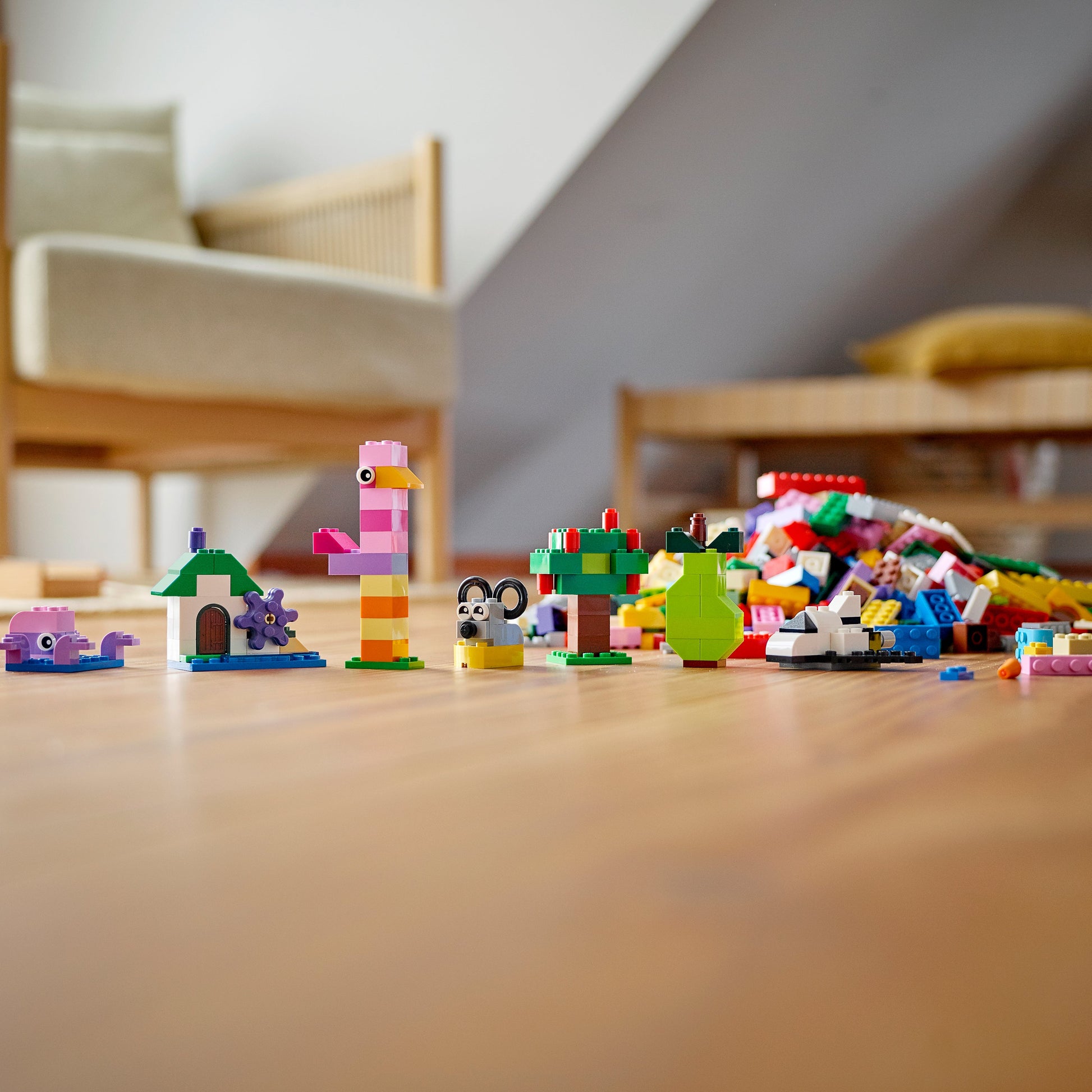 LEGO® Classic Creative Brick Box - Bộ Đồ Chơi Gạch Sáng Tạo 1200 Chi Tiết - LEGO 11016 - Hình ảnh bổ sung 5
