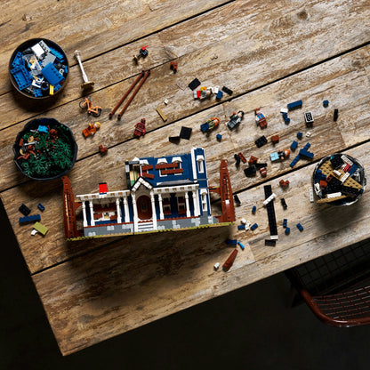 LEGO® Icons Stranger Things: The Creel House - Mô Hình Nhà Creel & Thế Giới Ngược - LEGO 11370 - Hình ảnh bổ sung 4