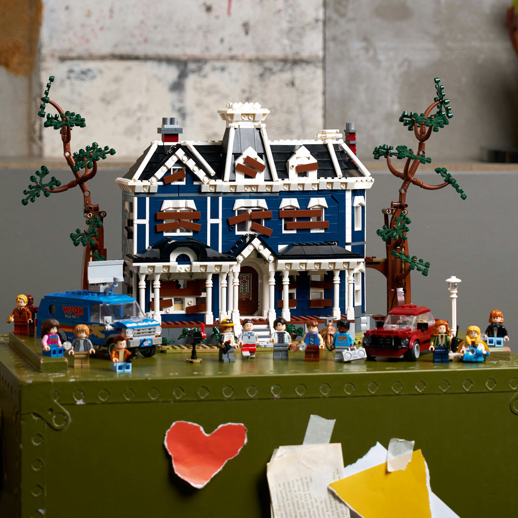 LEGO® Icons Stranger Things: The Creel House - Mô Hình Nhà Creel & Thế Giới Ngược - LEGO 11370 - Hình ảnh bổ sung 5