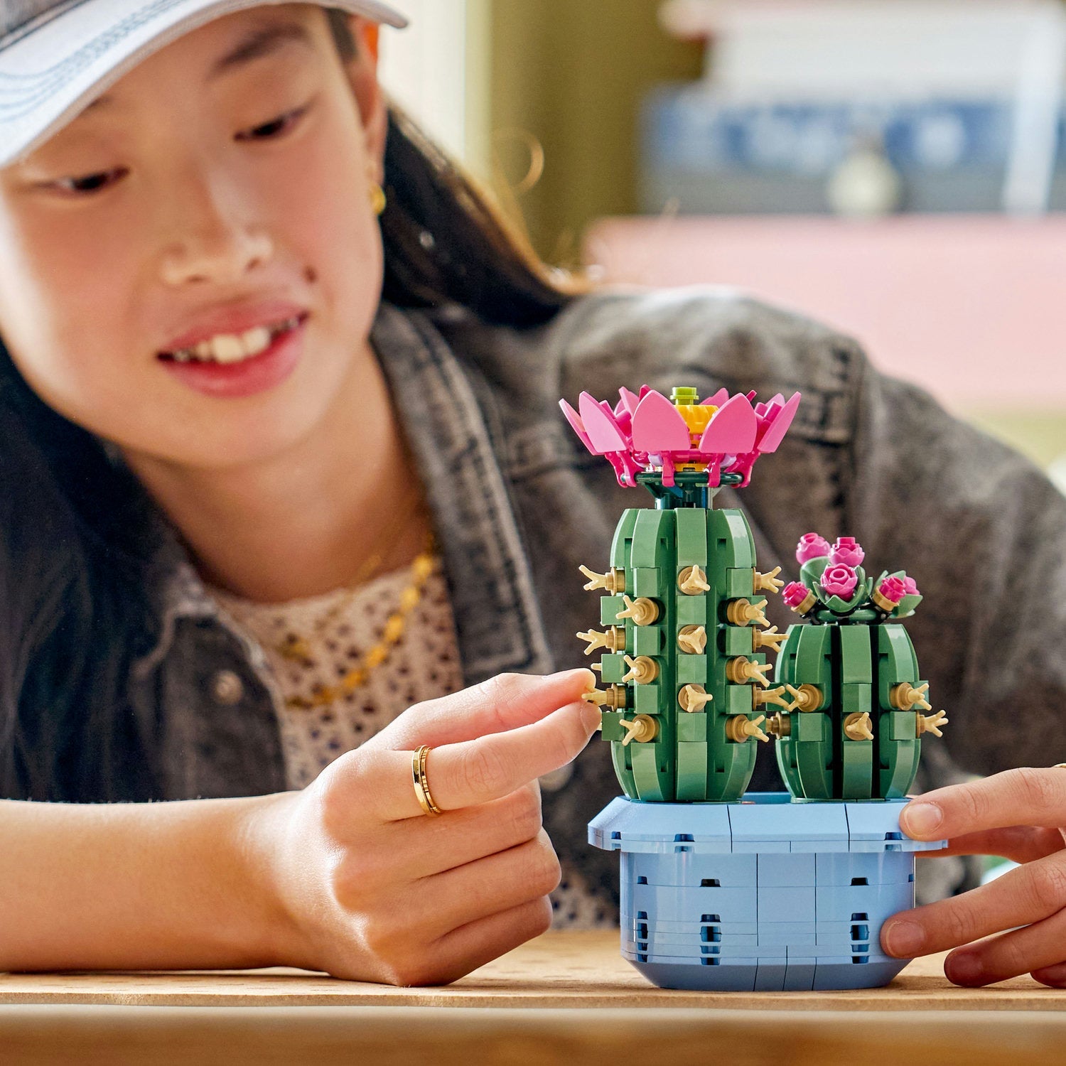 LEGO® Botanicals Flowering Cactus - Bộ Lắp Ráp Xương Rồng Nở Hoa - LEGO 11509 - Góc nhìn khác 3