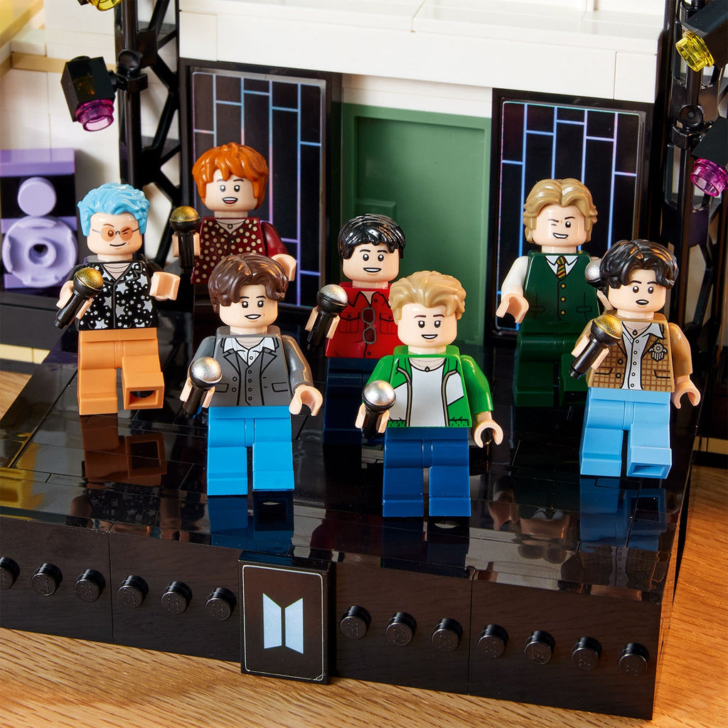 LEGO® Ideas BTS Dynamite - Bộ Lắp Ráp Mô Hình Nhóm Nhạc BTS (21339) - LEGO Ideas LEGO - ảnh 2 - Lego