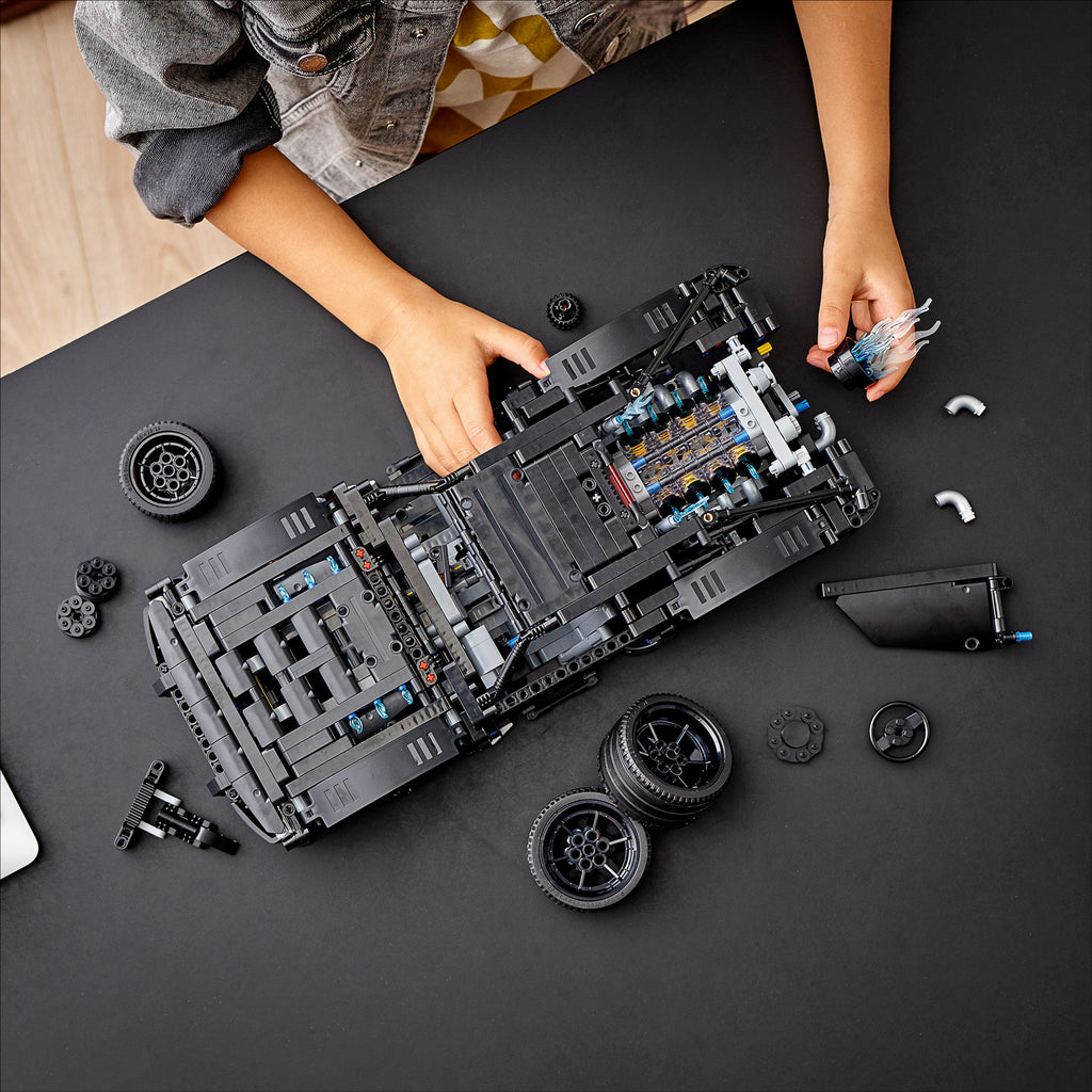 LEGO® Technic™ THE BATMAN - BATMOBILE™ - Mô Hình Xe Batman 42127 Chính Hãng - Hình ảnh bổ sung 5