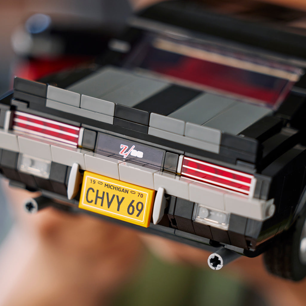 LEGO® ICONS™ Chevrolet Camaro Z28 - Mô hình xe ô tô cổ điển lắp ráp LEGO 10304 LEGO - ảnh 4 - LEGO Icons