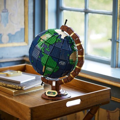 LEGO® Ideas The Globe - Mô hình Quả Địa Cầu Cổ Điển 21332 LEGO - ảnh 5 - LEGO