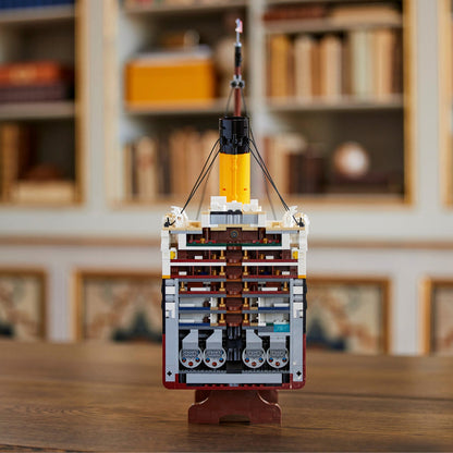 LEGO® Creator Expert Titanic - Mô hình Tàu Thủy Khổng Lồ 9090 Mảnh Ghép (10294) - Hình ảnh bổ sung 4