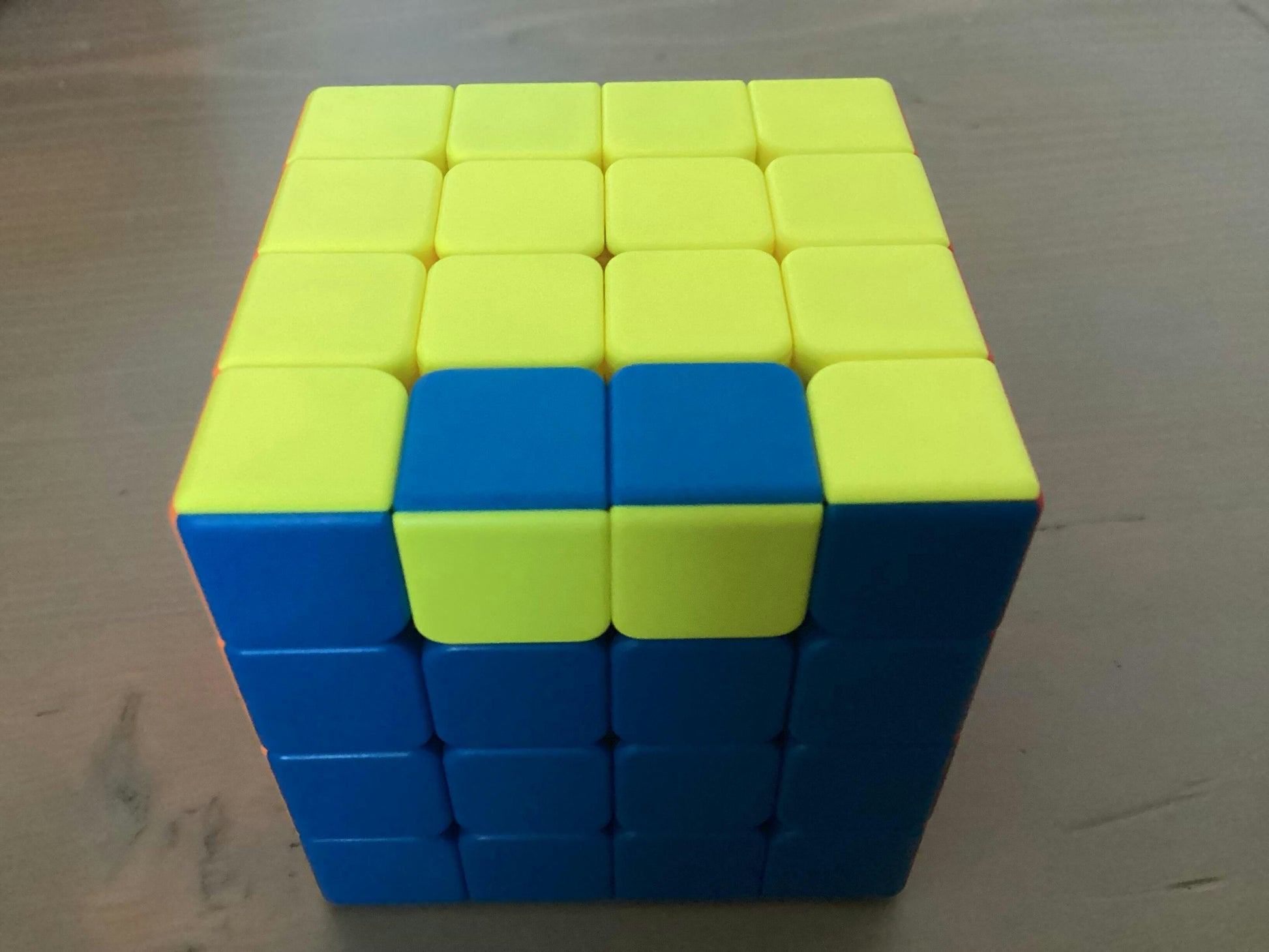 MoYu MeiLong 4x4 (Magnetic, Robot Display Box)
