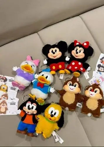 POP NOW:Mickey Family Cute Together Keychain Series Figures - POP MART (United States)