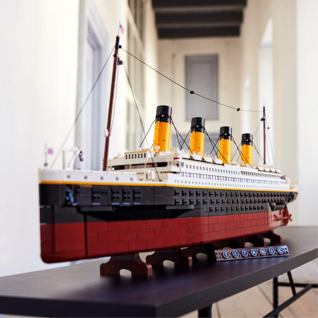 LEGO® Creator Expert Titanic - Mô hình Tàu Thủy Khổng Lồ 9090 Mảnh Ghép (10294) - Góc nhìn khác 3