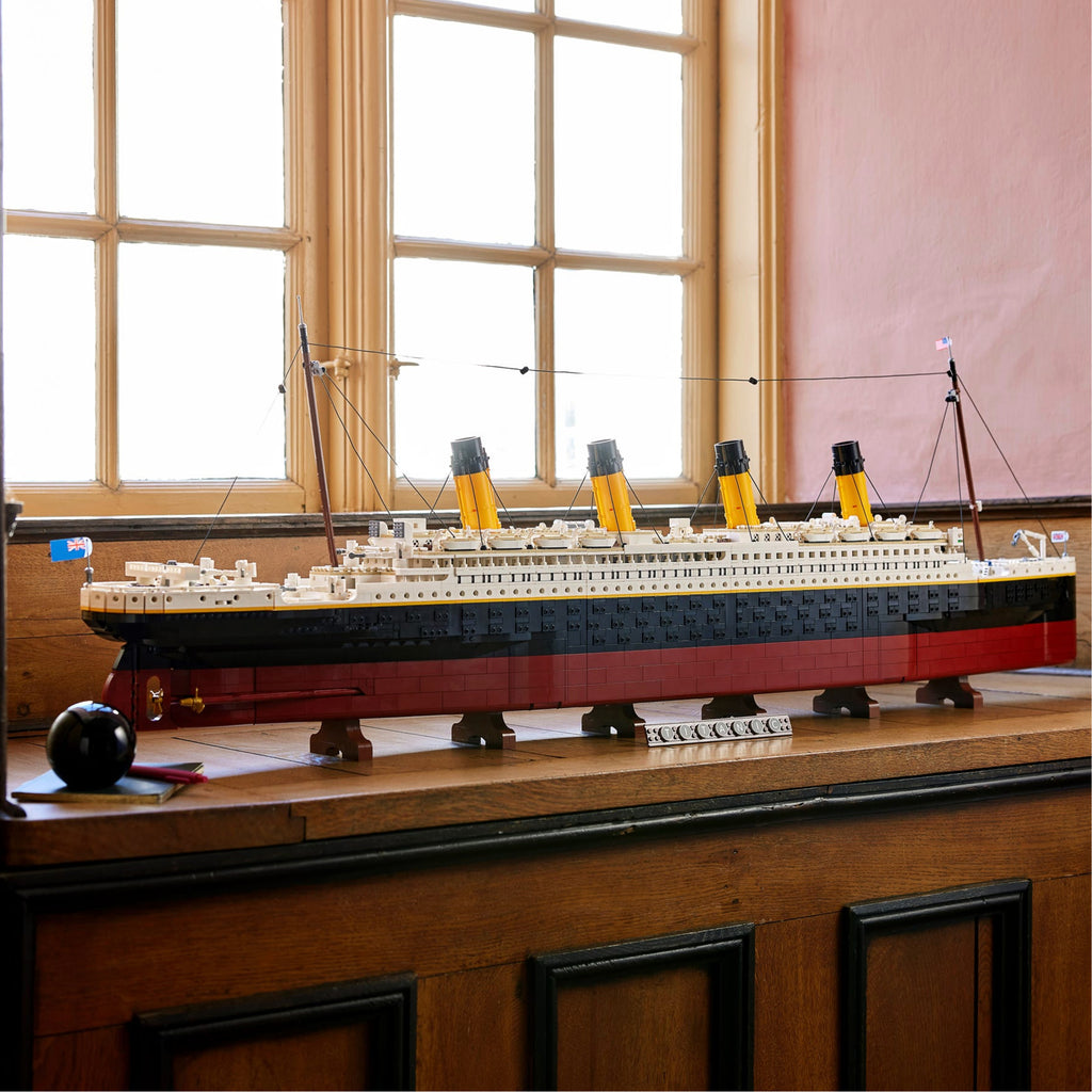 LEGO® Creator Expert Titanic - Mô hình Tàu Thủy Khổng Lồ 9090 Mảnh Ghép (10294)