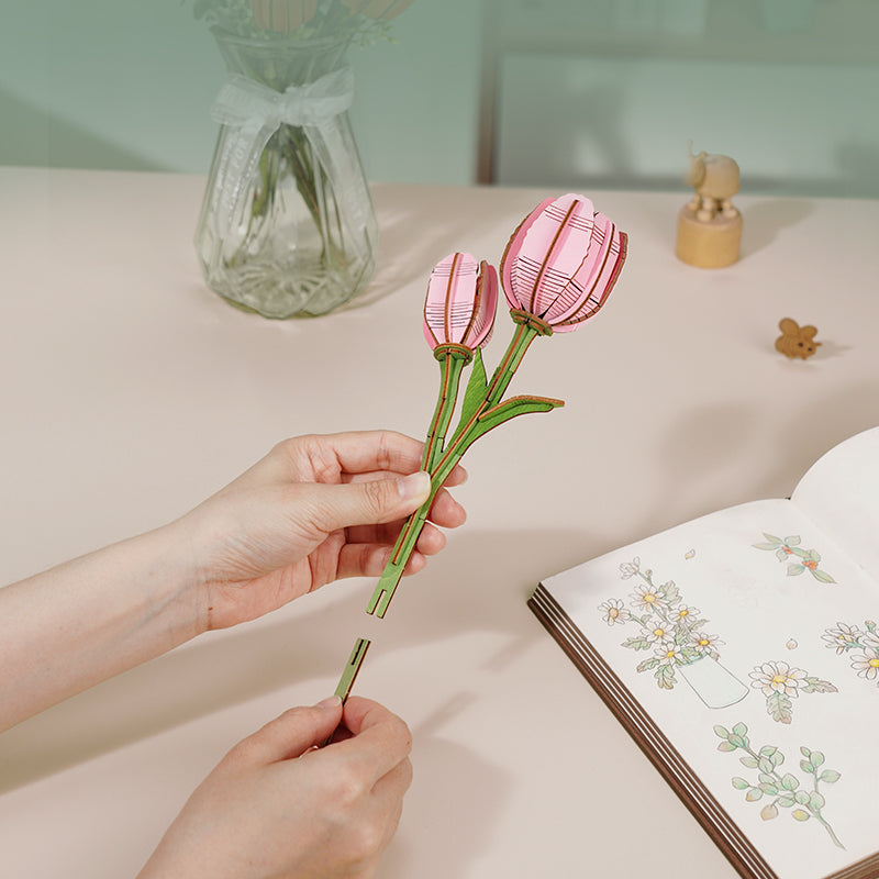 Rowood DIY Wooden Flower Pink Tulip TW082 - Mô hình hoa Tulip gỗ tự lắp ráp - Rolife