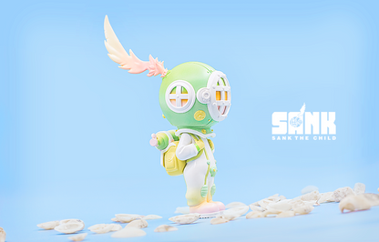 On The Way Series The Diver - Green - Mô hình Art Toy Resin Cao Cấp - Sank Toys - Hình ảnh sản phẩm