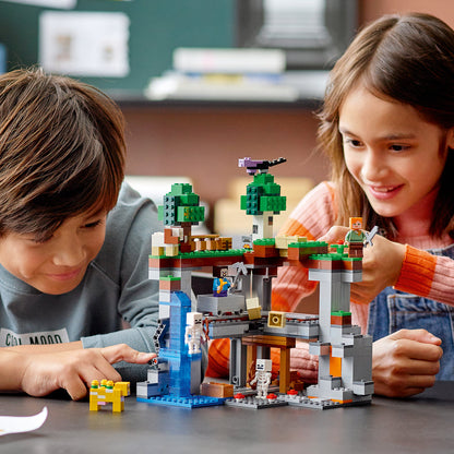 LEGO® Minecraft® The First Adventure - Đồ Chơi Lắp Ráp Thế Giới Minecraft LEGO 21169 - Hình ảnh bổ sung 4